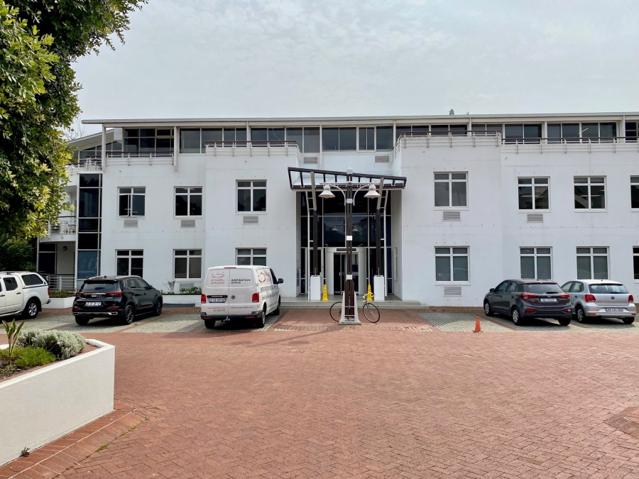 To Let commercial Property for Rent in Mouille Point Western Cape